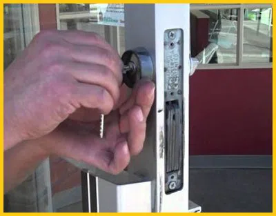 Expert Locksmith Store Miami, FL 305-894-5989 - 23-4