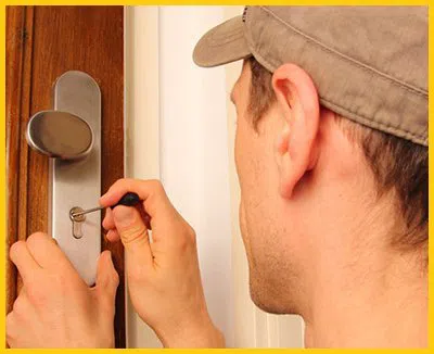 Expert Locksmith Store Miami, FL 305-894-5989 - 23-6